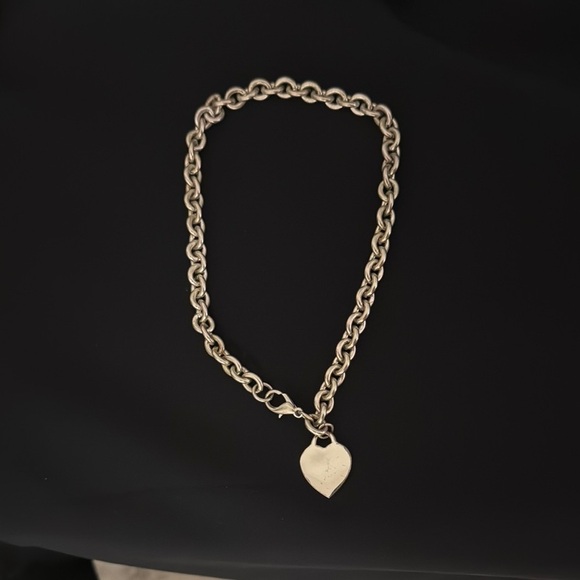 Heart Charm Bracelet - Picture 3 of 4